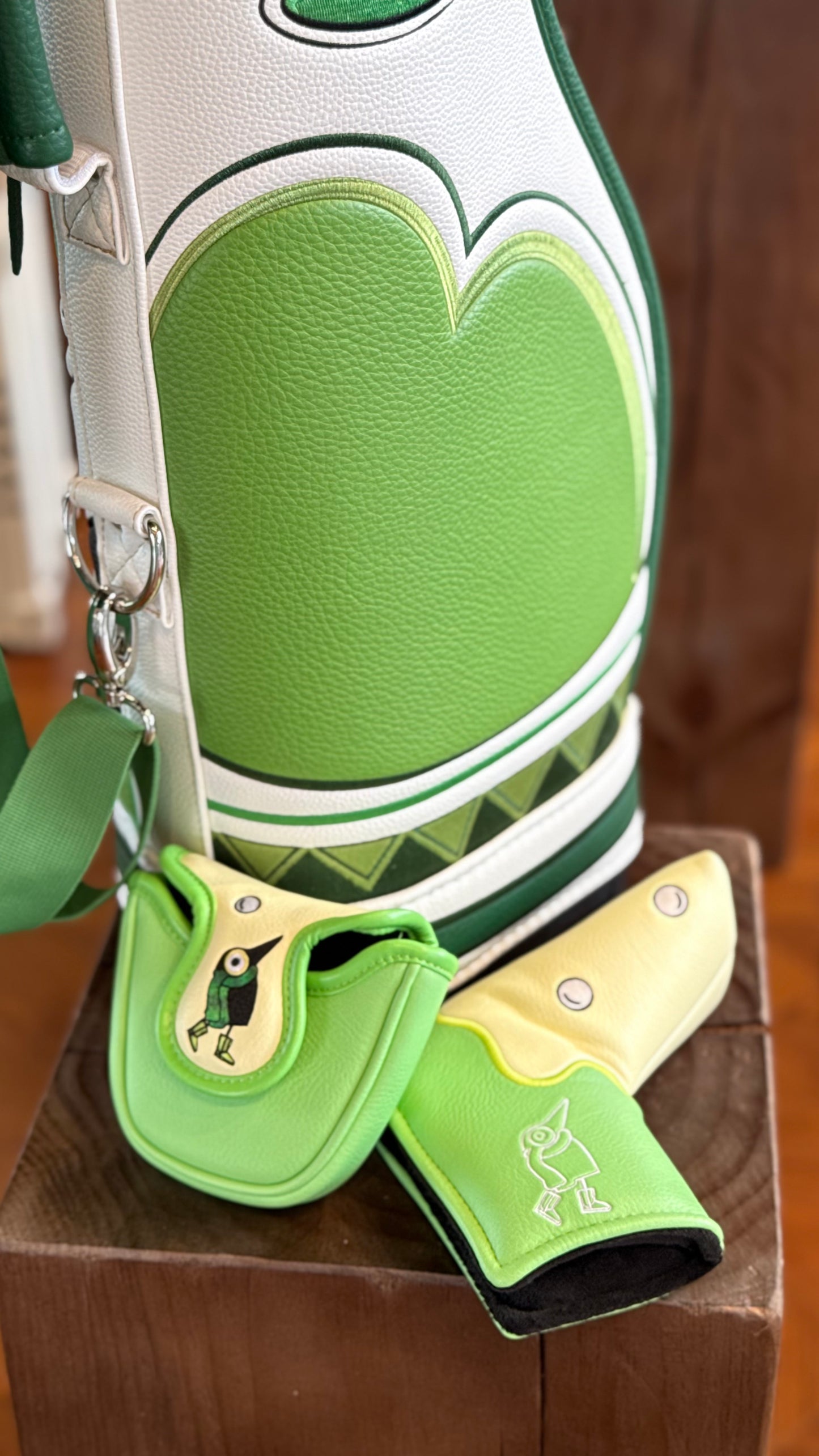 TESAI Matcha Ice cream Gun Bag