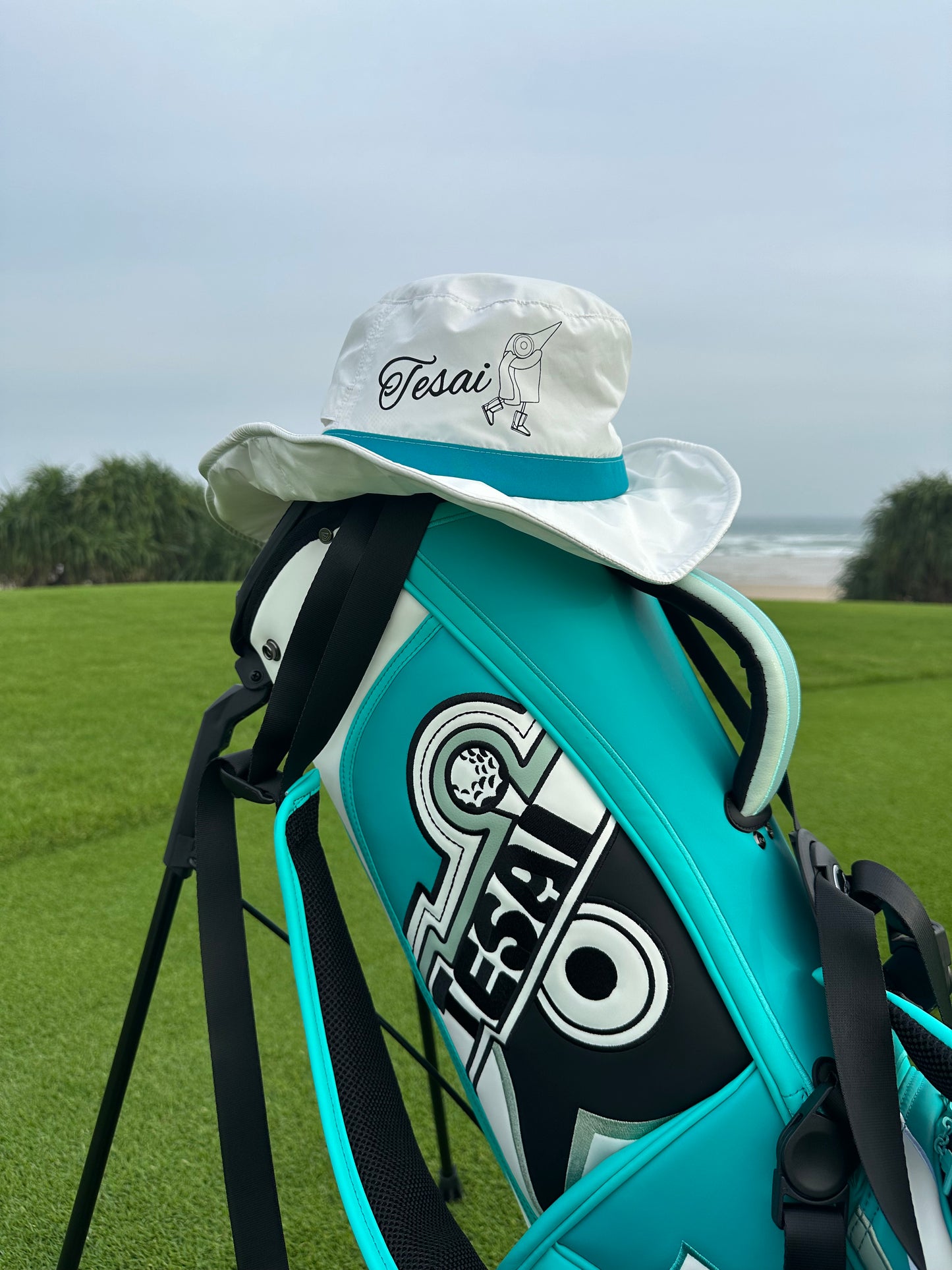 TESAI Signature Stand Bag—Aqua Celeste