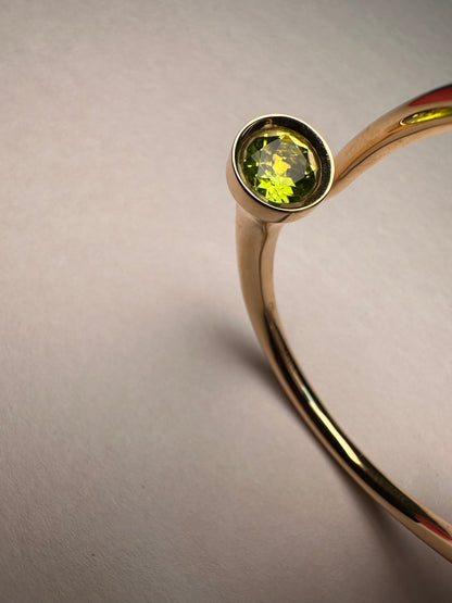 Bracelet en or avec tee de golf TESAI (BRACELET001)