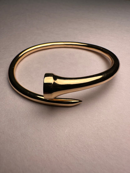Bracelet en or avec tee de golf TESAI (BRACELET001)